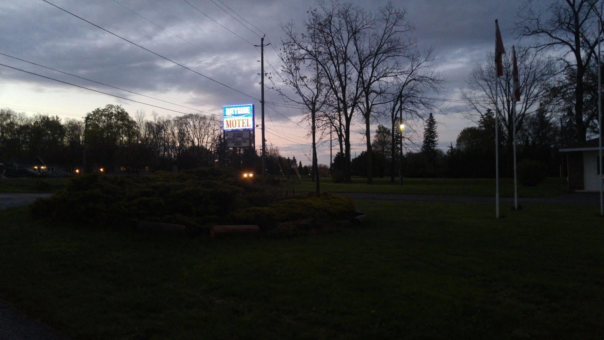 Bayside Motel Trenton Exterior photo